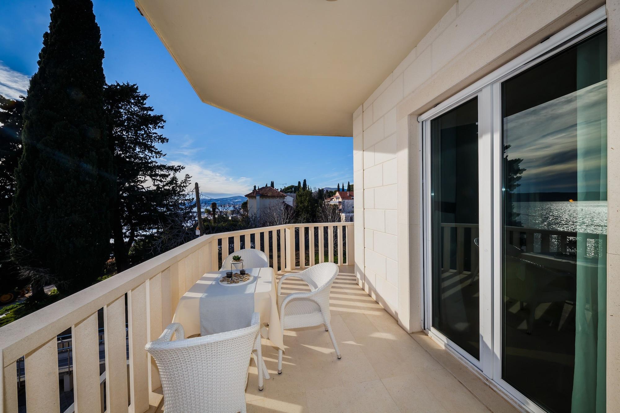 Hotel Villa Zarko Kastel Stari Exterior photo
