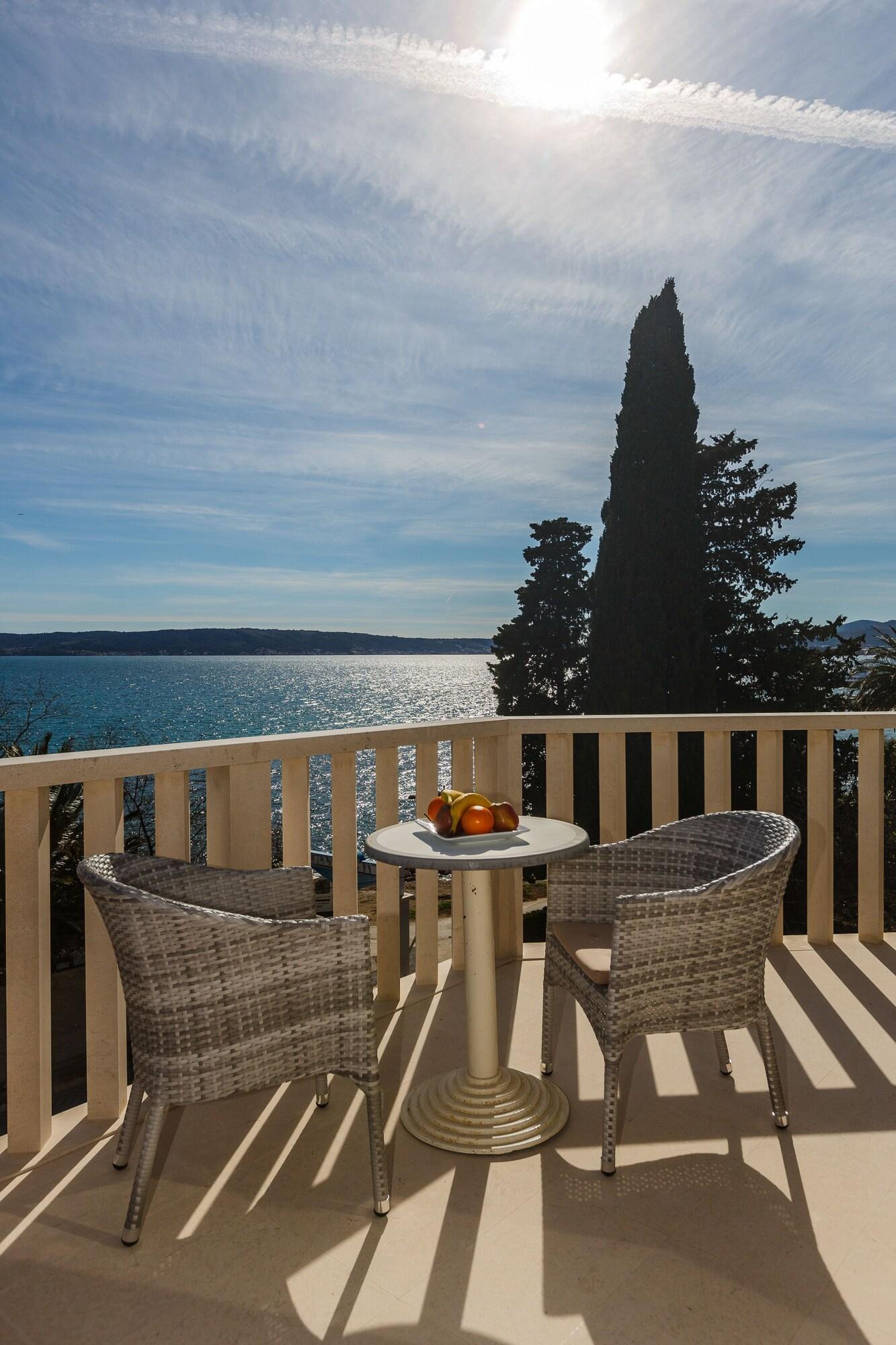 Hotel Villa Zarko Kastel Stari Exterior photo